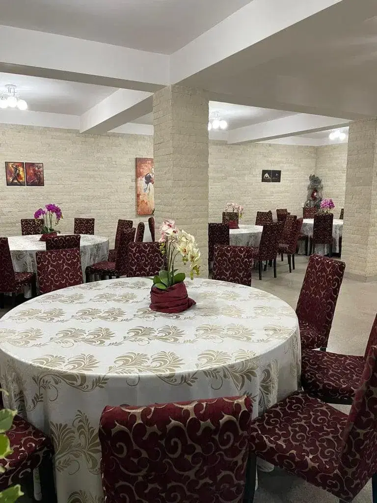 Bistro Casa Cu Tei - 3
