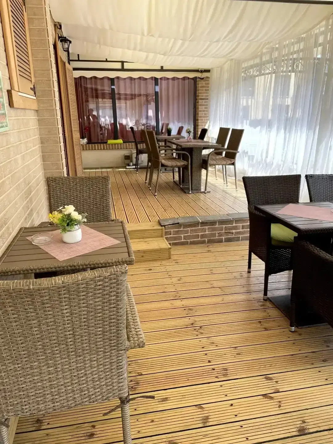 Bistro Coquette - 1