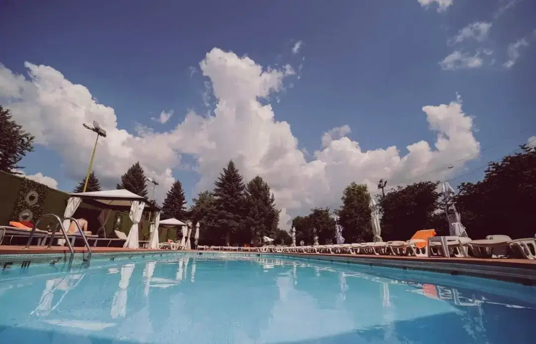 C and C Karo Resort - 1