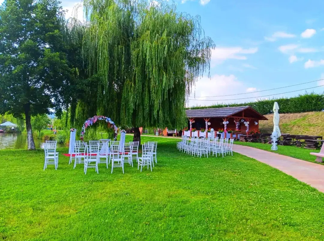 Camelot Resort - 5