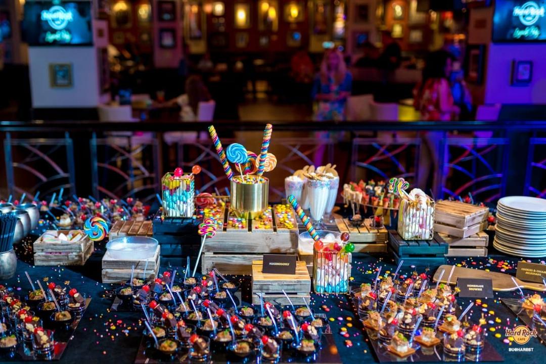 Hard Rock Cafe - 2