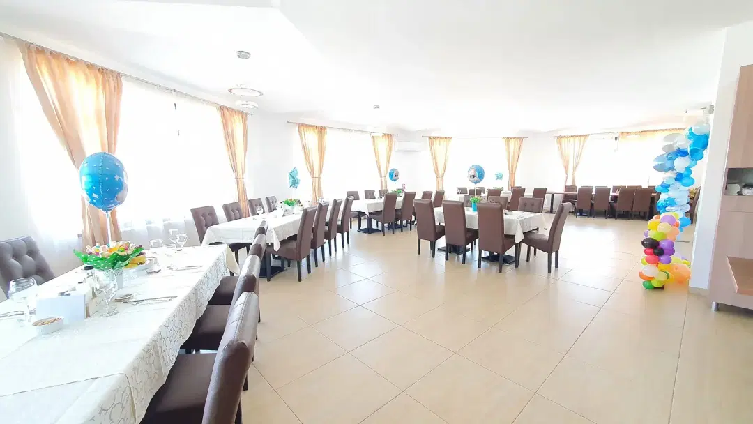 La Ronda Restaurant - 4