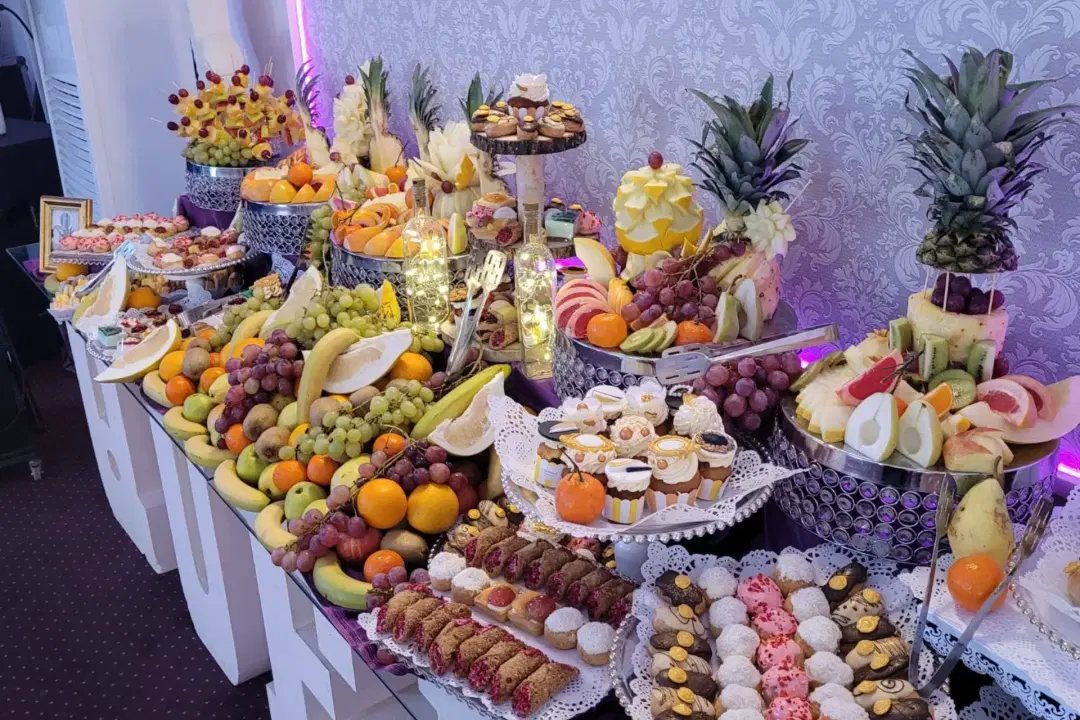 Queen Event Ballroom - 6