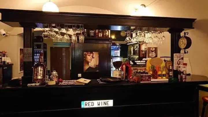 Red Wine Bistro - 2