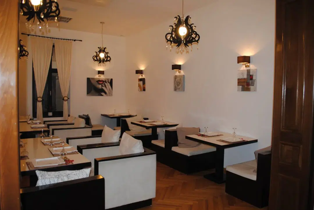 Restaurant 16 50 - 4