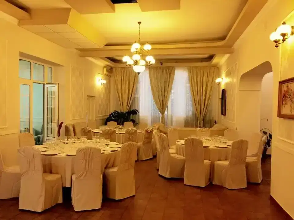 Restaurant Casa Carp - 1