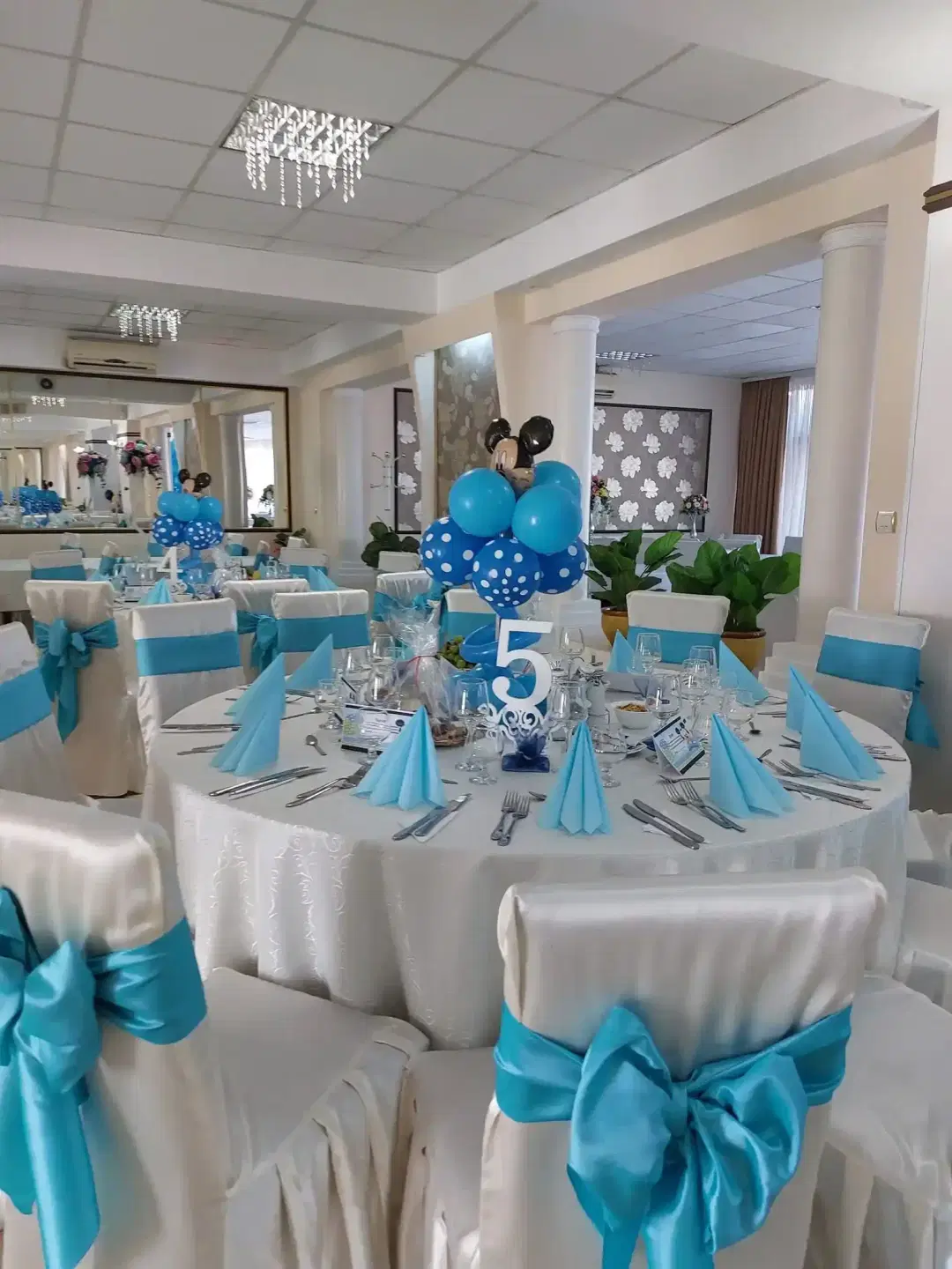 Restaurant K And V - 4