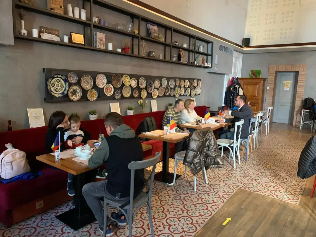 Restaurant La Mama - 1