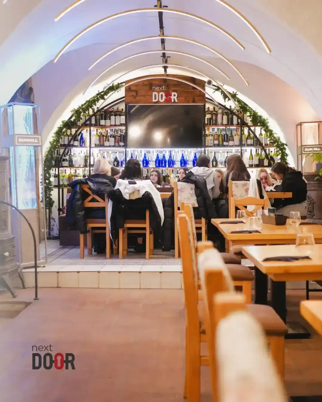 Restaurant Next Door - 4