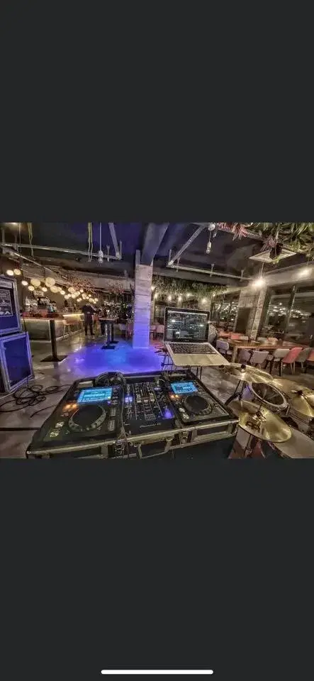 Sarago Bistro Pub - 1