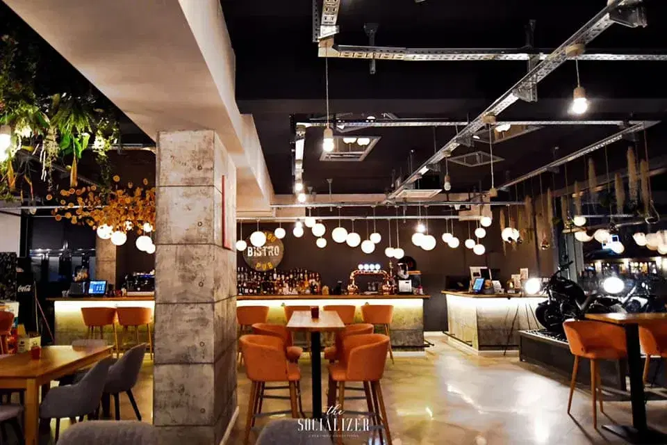 Sarago Bistro Pub - 6