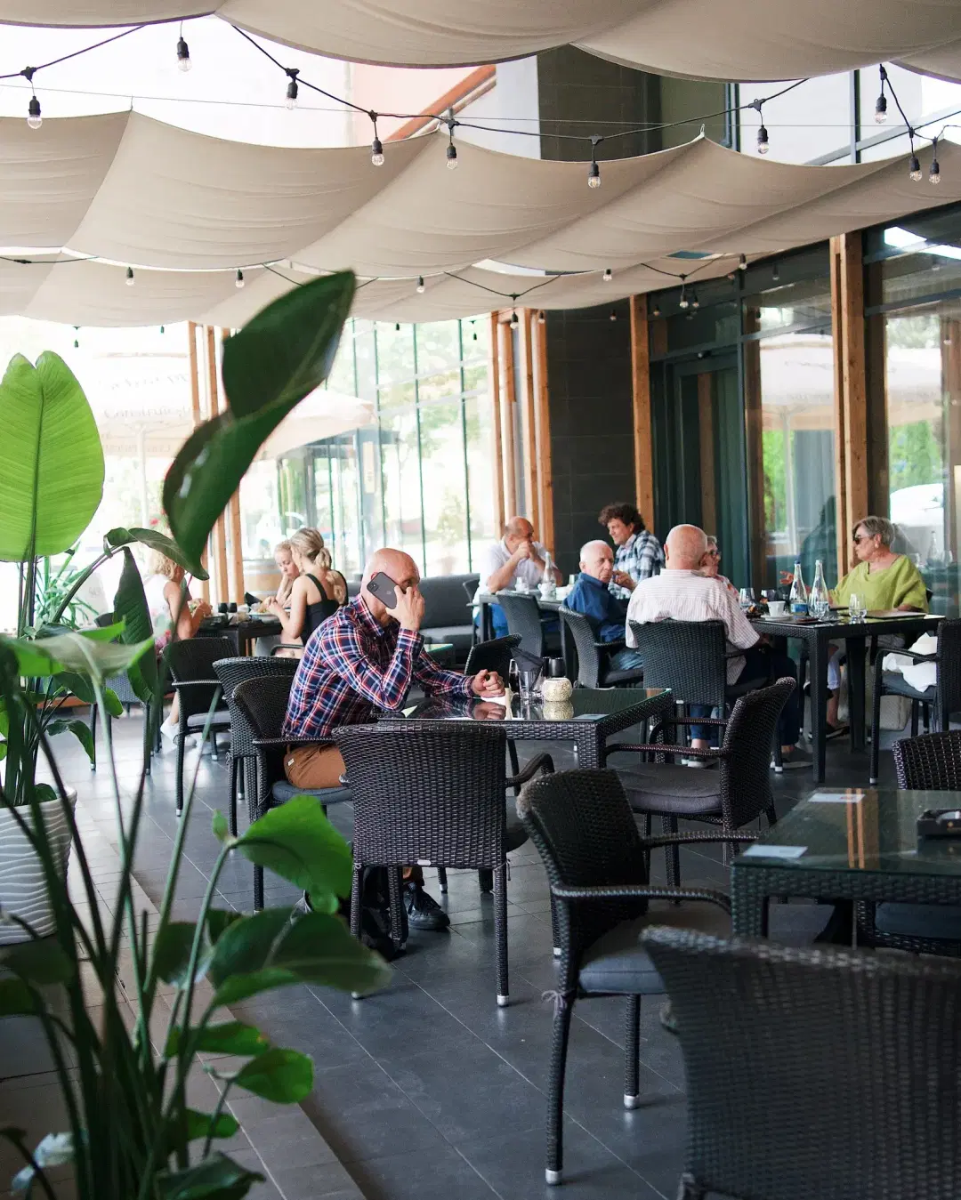 Steak Hub Restaurant - 4