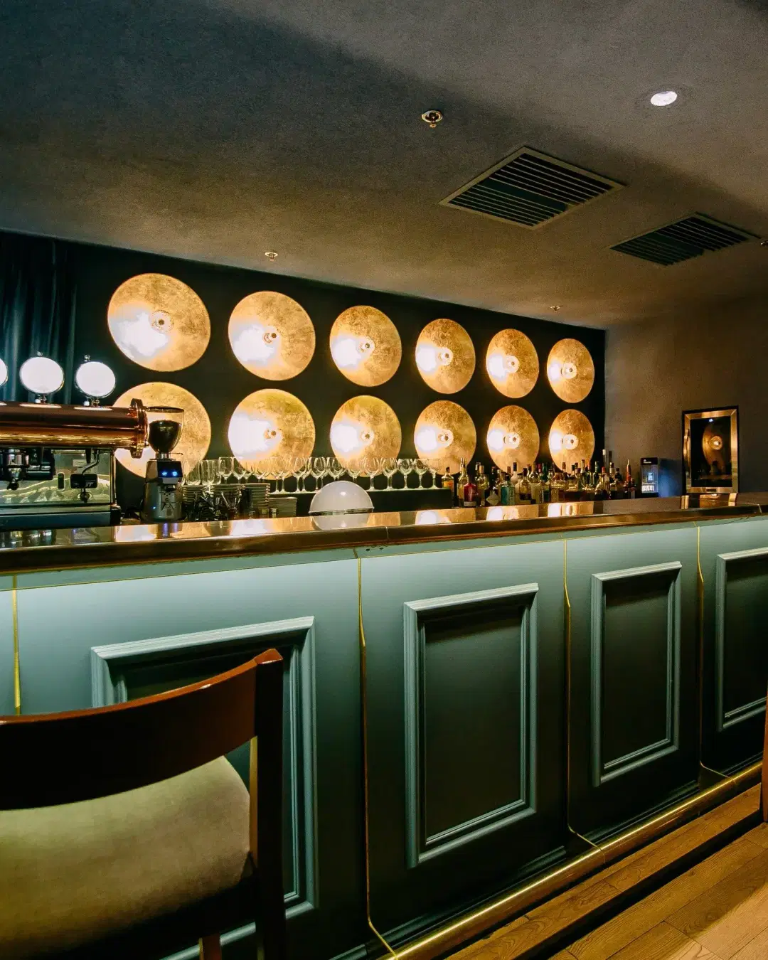 Steak Hub Restaurant - 5