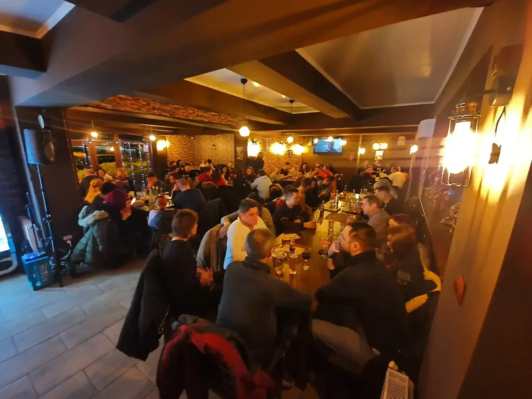 Tchibo Pub And Grill - 2