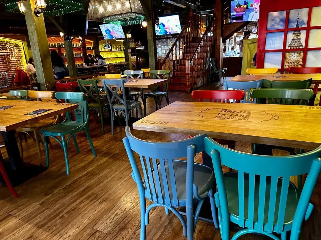 Tower's Pub - 3
