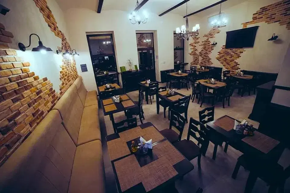Trattoria M and M - 5