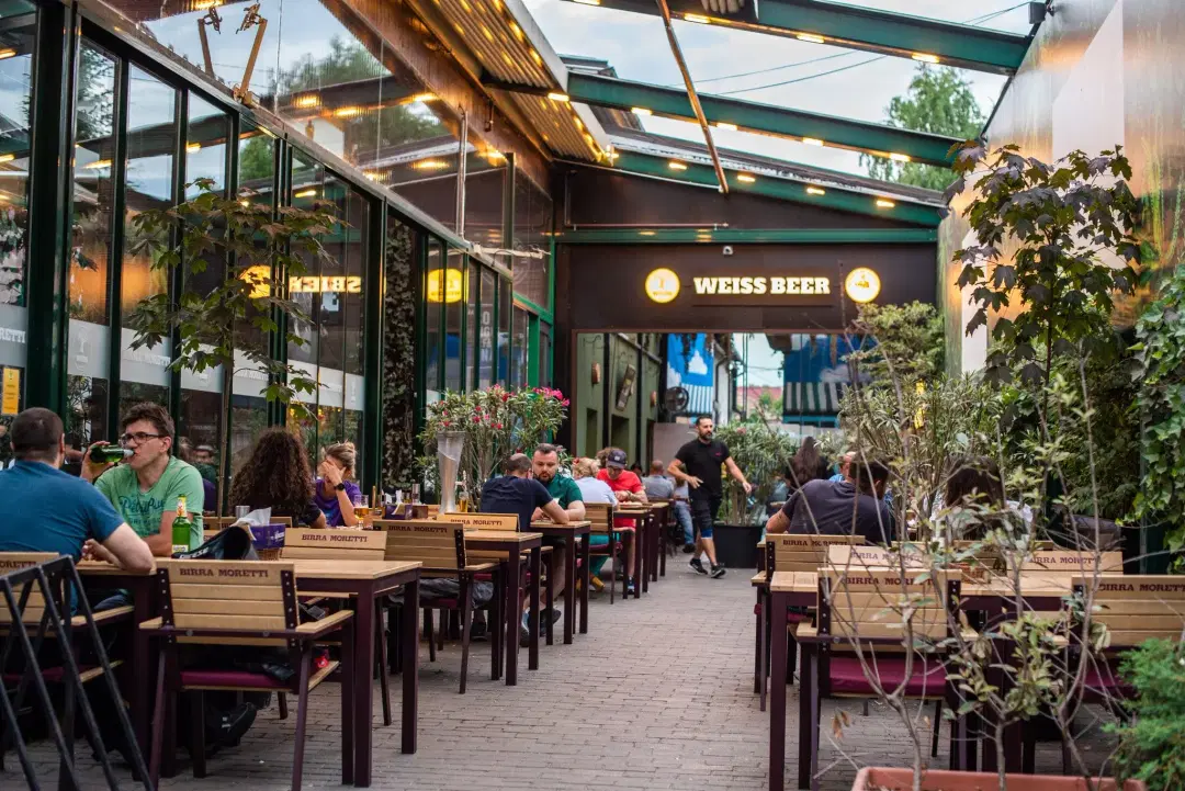 Weiss Beer Garden - 2