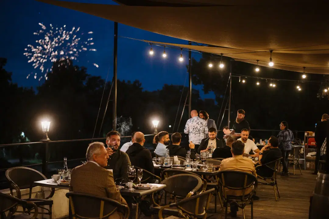 Zaza Resto Pub - 4