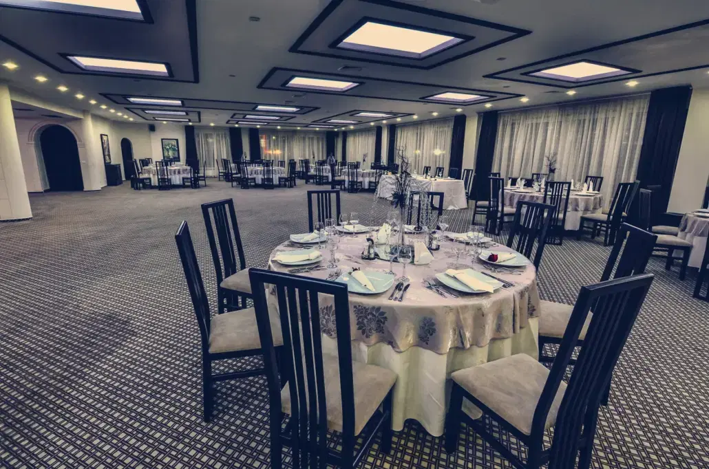 AMG - Saloane de eveniment - 2 AMG - Saloane de eveniment - 2