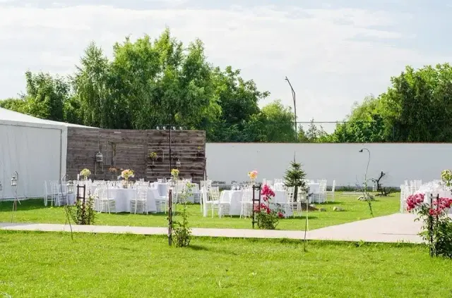 Artist, Salon pentru Evenimente