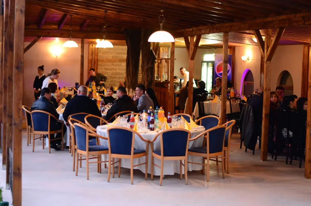 Gradina de Vara Flacara - 1 Gradina de Vara Flacara - 1