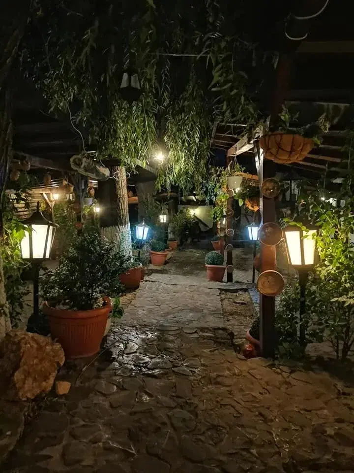 Hanul Domnesc Craiova - 1 Hanul Domnesc Craiova - 1