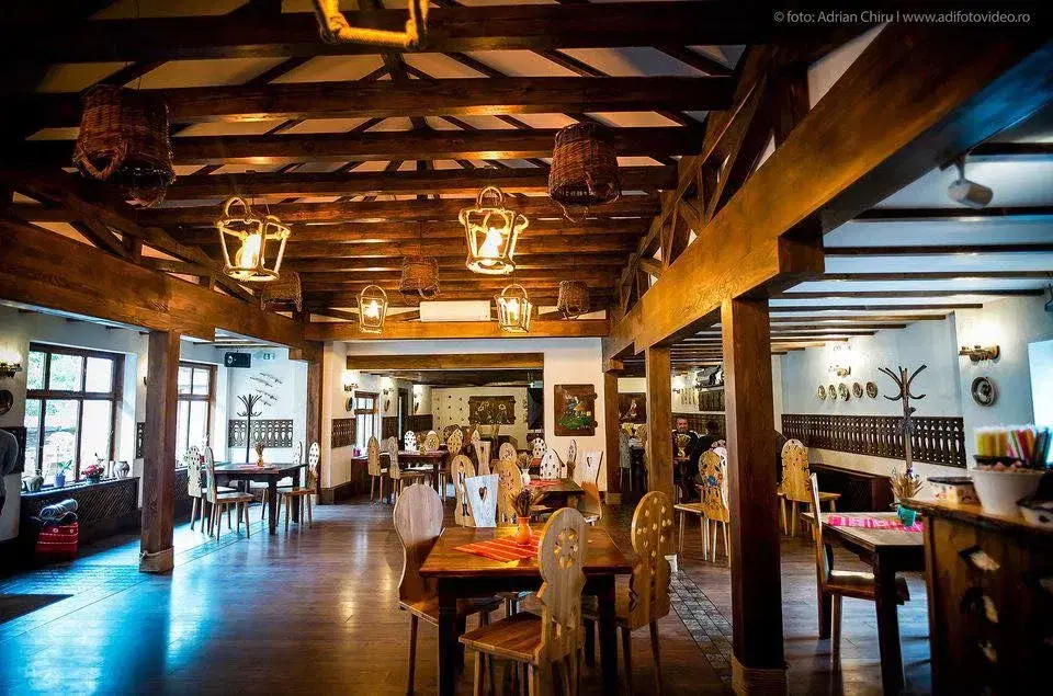 Hanul Traditional Muscelean - 1 Hanul Traditional Muscelean - 1