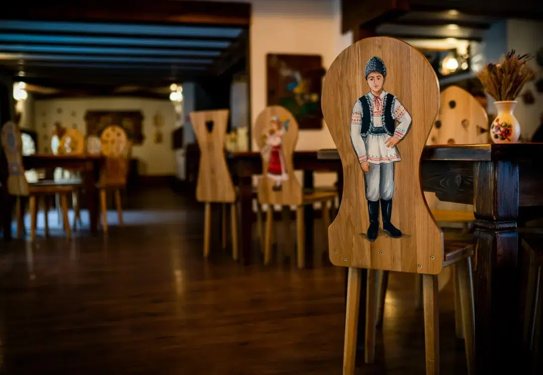 Hanul Traditional Muscelean - 2 Hanul Traditional Muscelean - 2