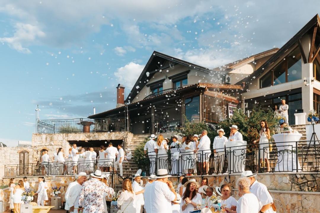 HillHouse Pool & Lounge - 4 HillHouse Pool & Lounge - 4