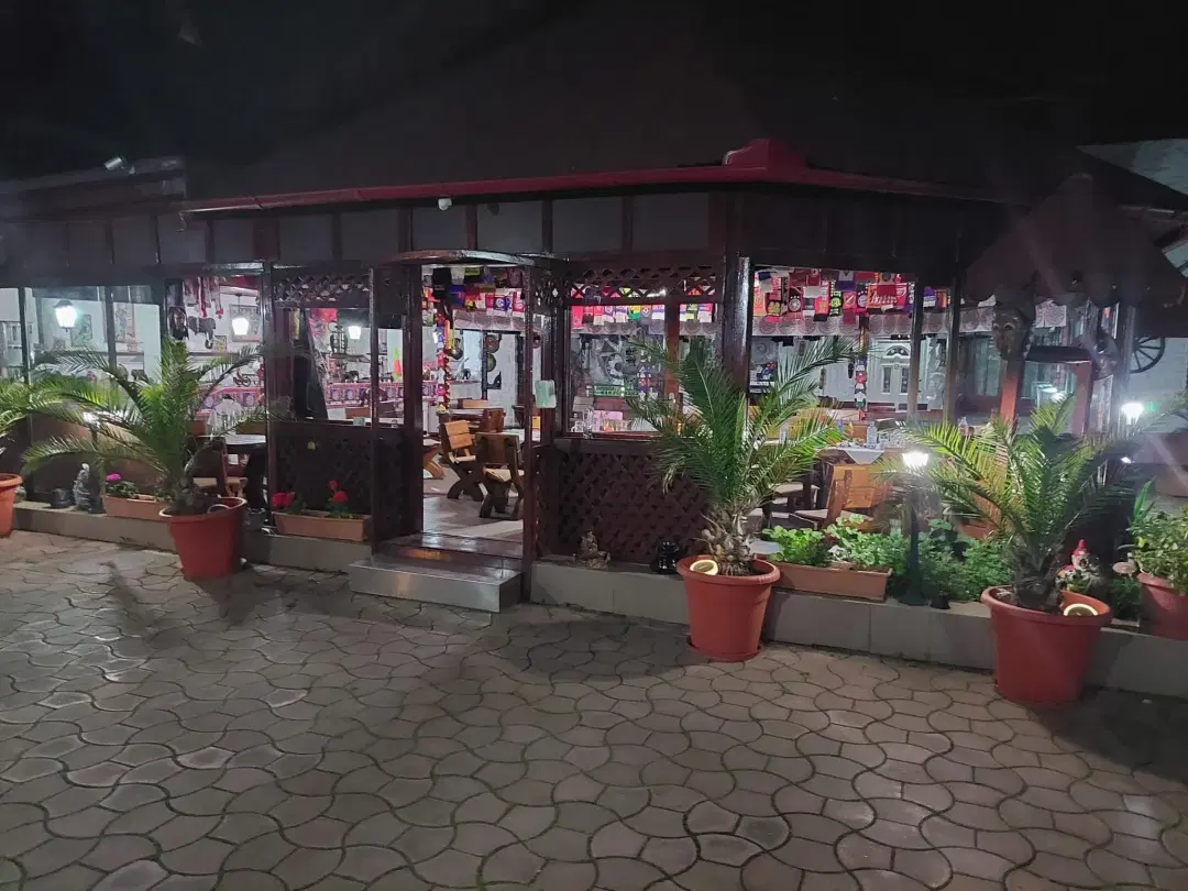 Hotel and Restaurant Clasic - 2 Hotel and Restaurant Clasic - 2