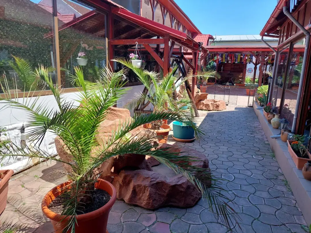 Hotel and Restaurant Clasic - 5 Hotel and Restaurant Clasic - 5