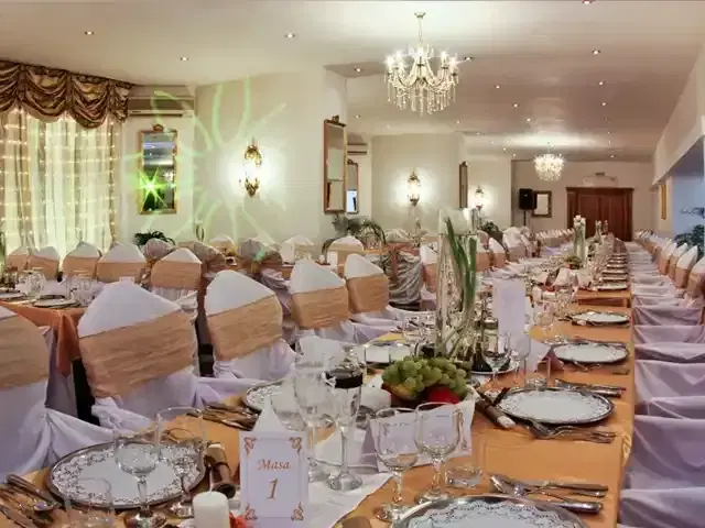 Hotel Cetate Imparatul Romilor - 3 Hotel Cetate Imparatul Romilor - 3