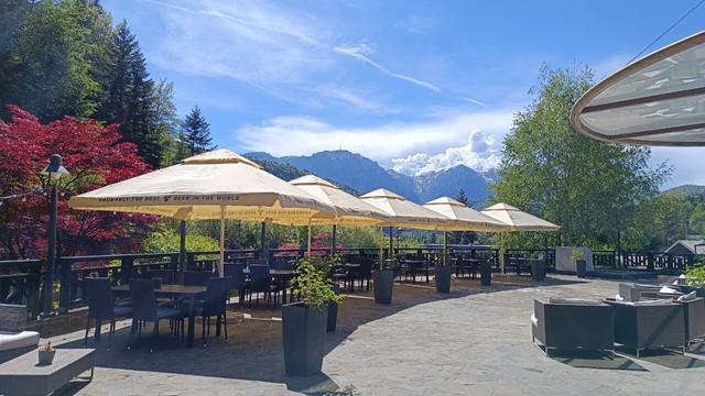 Hotel Lux Garden Azuga