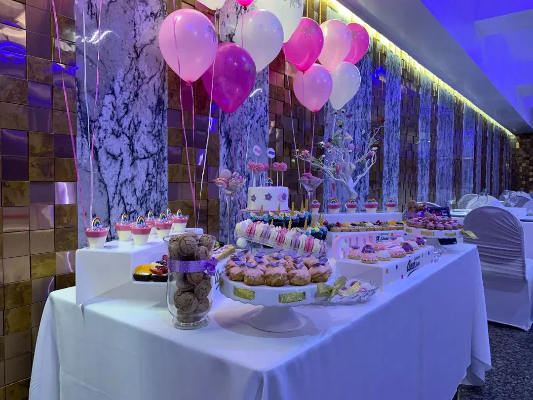 Hotel Restaurant Best - 2 Hotel Restaurant Best - 2