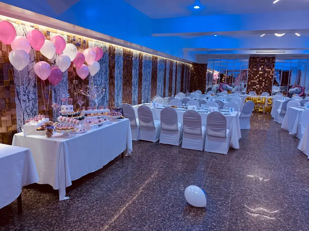 Hotel Restaurant Best - 3 Hotel Restaurant Best - 3