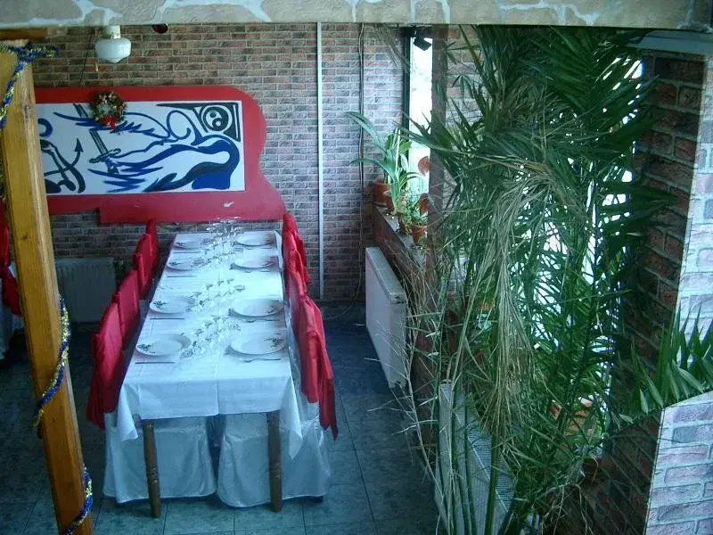 Hotel Restaurant Dava - 2 Hotel Restaurant Dava - 2