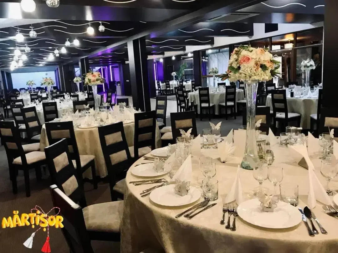 Hotel Restaurant Palace - 2 Hotel Restaurant Palace - 2