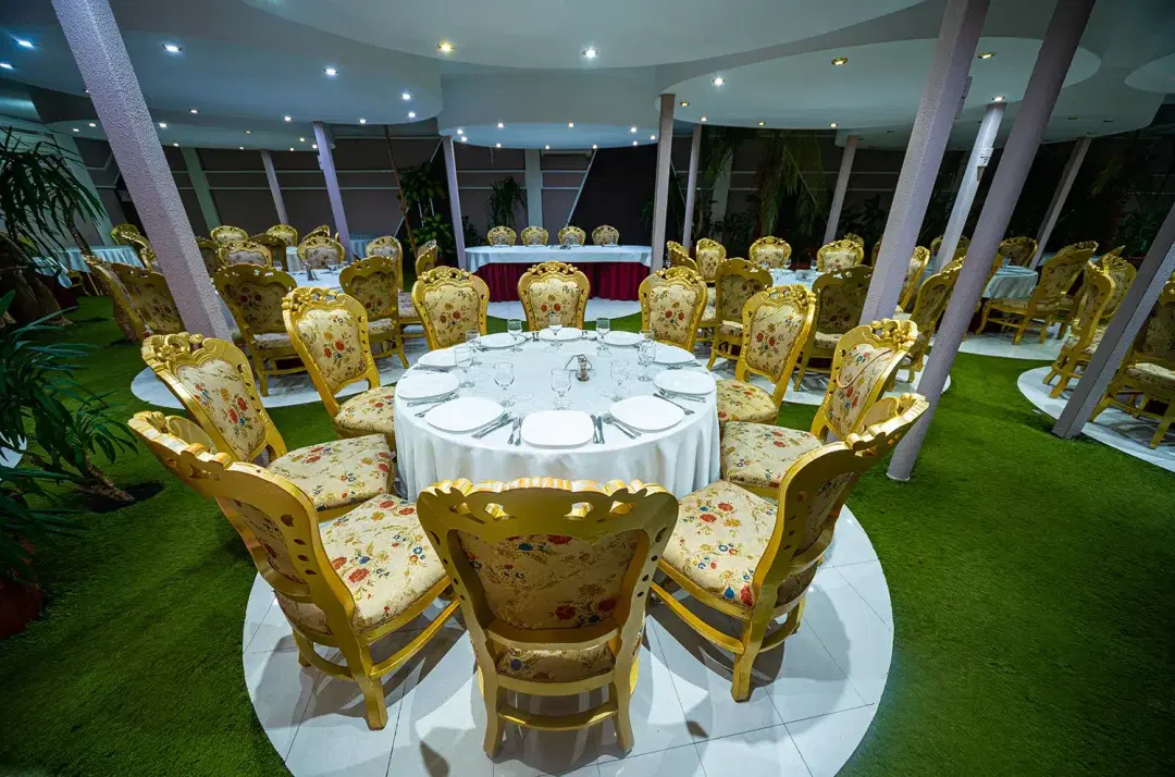 Hotel Restaurant President - 5 Hotel Restaurant President - 5