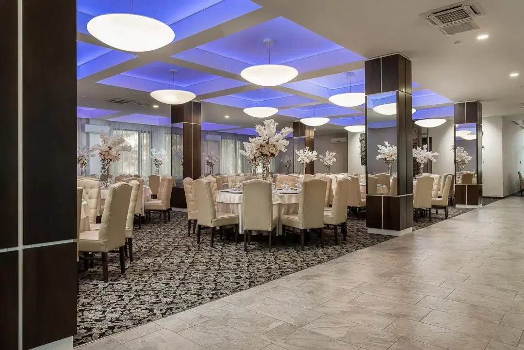 Hotel Restaurant Rediu - 4 Hotel Restaurant Rediu - 4