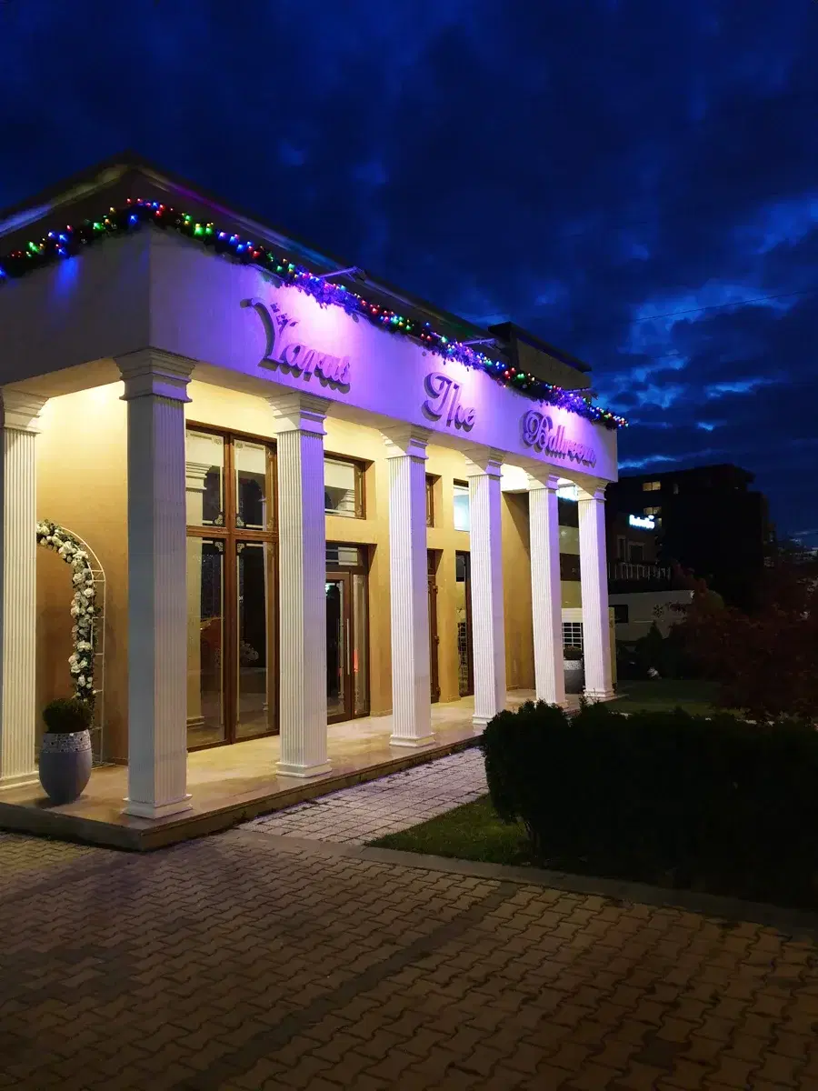 Hotel Yarus Restaurant - 1 Hotel Yarus Restaurant - 1