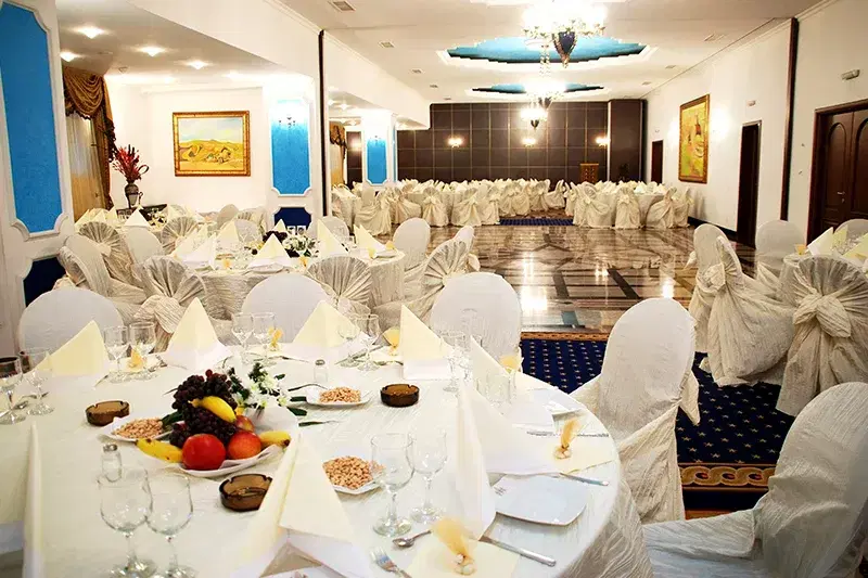 Hotelului Prahova Plaza - 2 Hotelului Prahova Plaza - 2