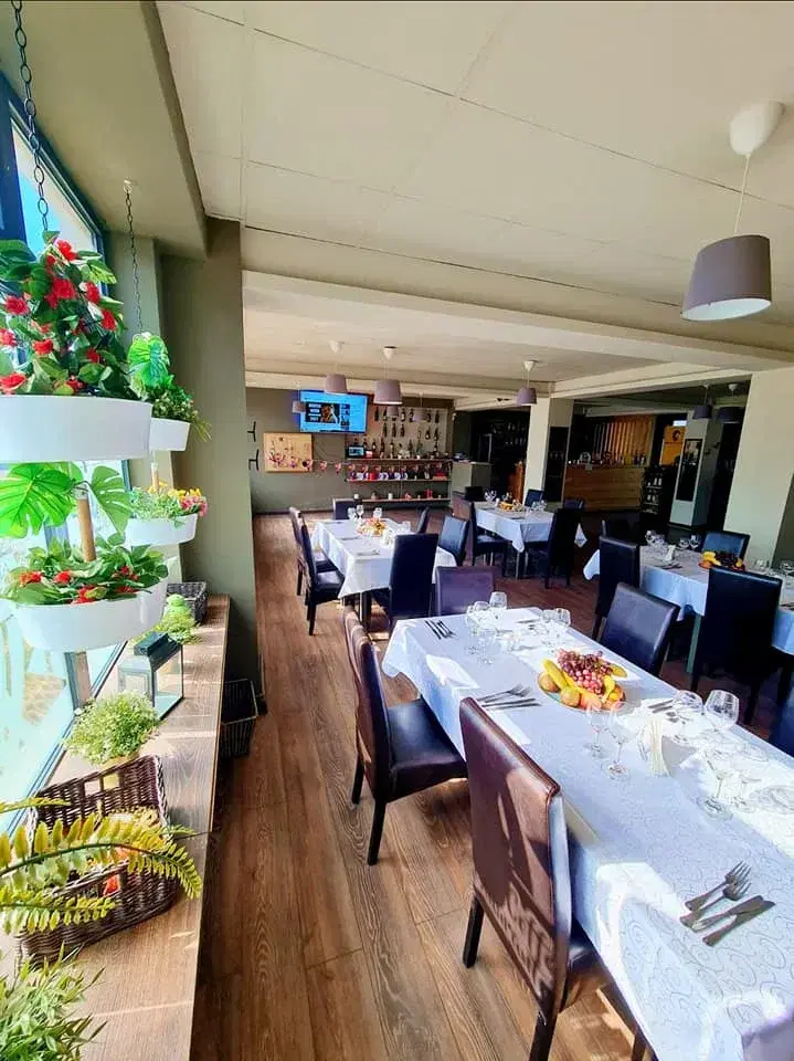 Irish Coffee and Restaurant - 5 Irish Coffee and Restaurant - 5