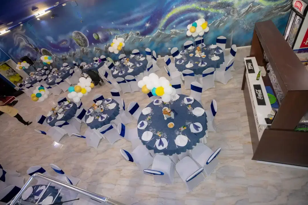 La Florys Restaurant And Events - 2 La Florys Restaurant And Events - 2