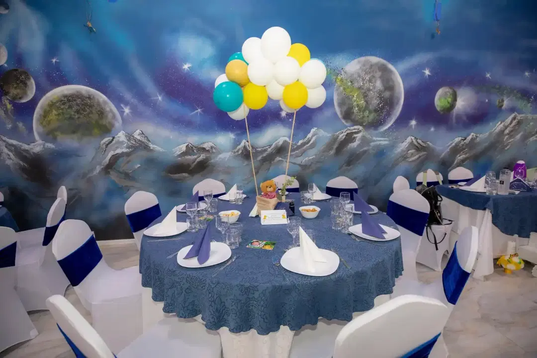 La Florys Restaurant And Events - 4 La Florys Restaurant And Events - 4