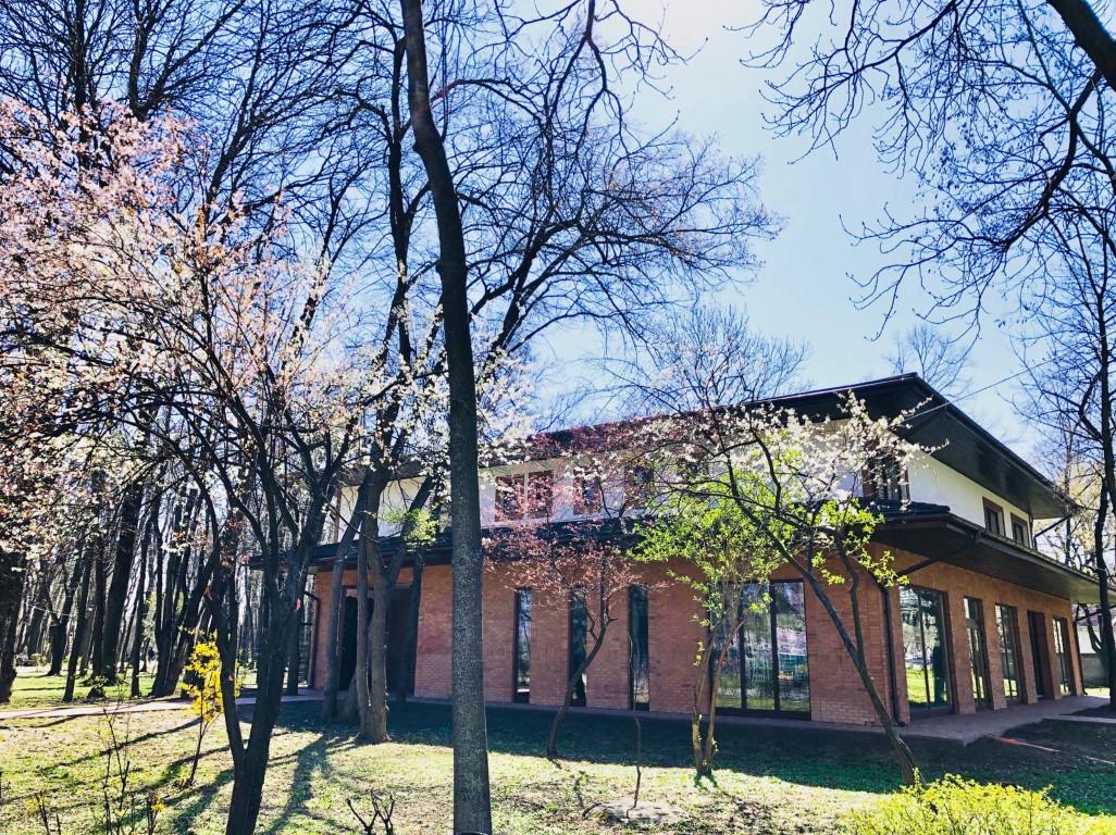 La Teatru. La Calinescu - 4 La Teatru. La Calinescu - 4