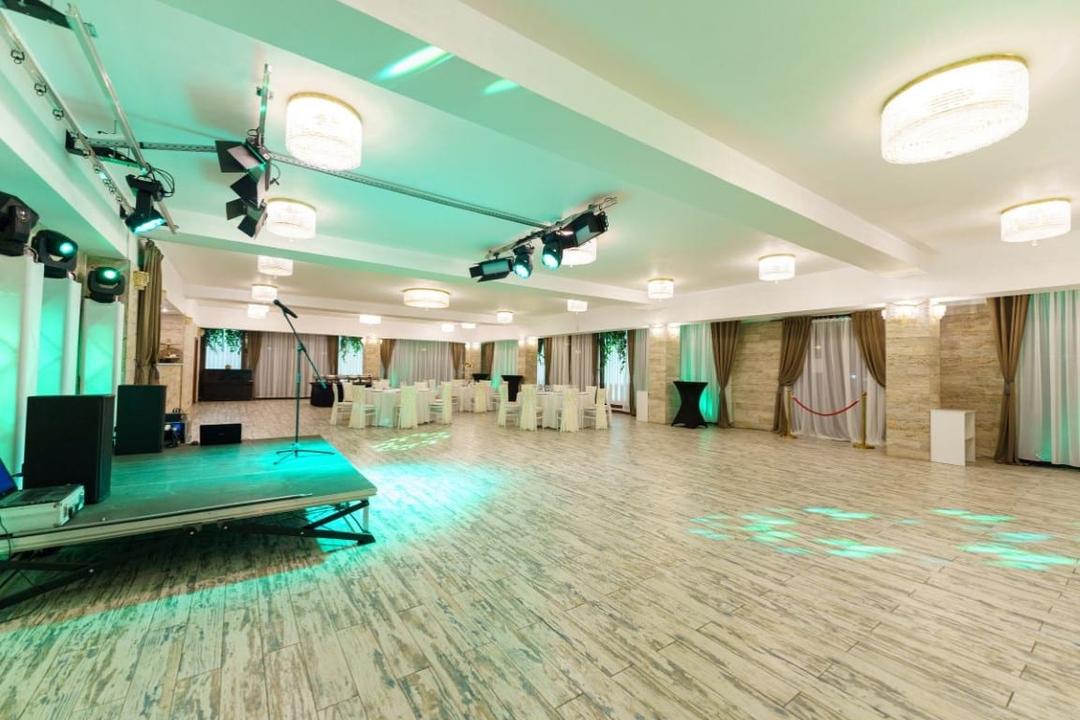 La Teatru. La Calinescu - 5 La Teatru. La Calinescu - 5