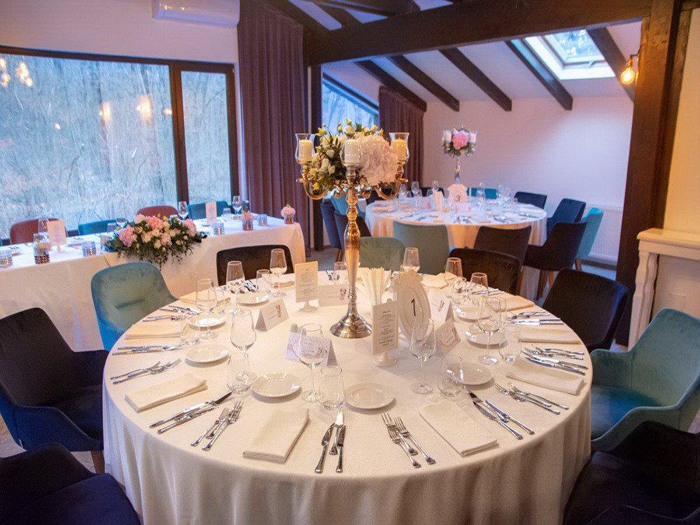 Lazoo Restaurant & Lounge - 4 Lazoo Restaurant & Lounge - 4