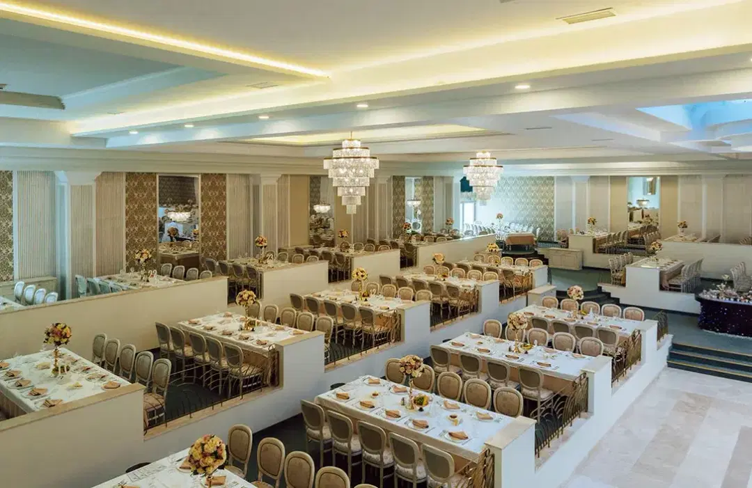 Le Grand Amfiteatru Ballroom - 5 Le Grand Amfiteatru Ballroom - 5