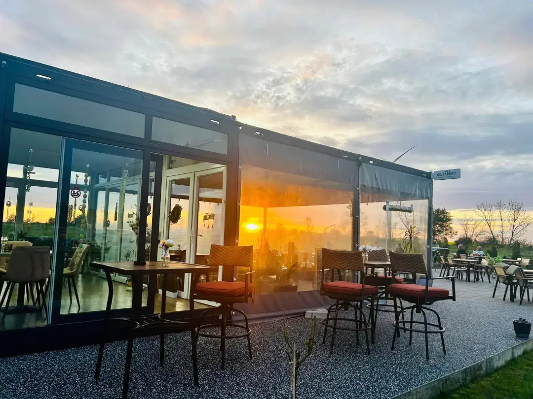 Le Jardin Bistro And Lounge - 5 Le Jardin Bistro And Lounge - 5