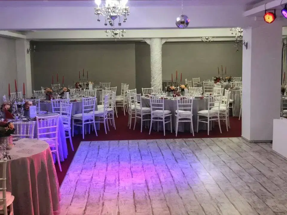 Micul Aristocrat Events - 6 Micul Aristocrat Events - 6